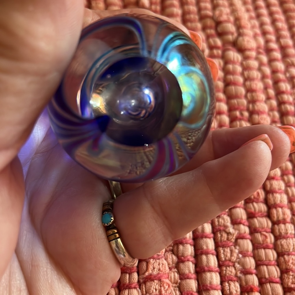 5 inch length 3 inch height glass bowl with iridescent blue paperweight egg - Picture 5 of 8